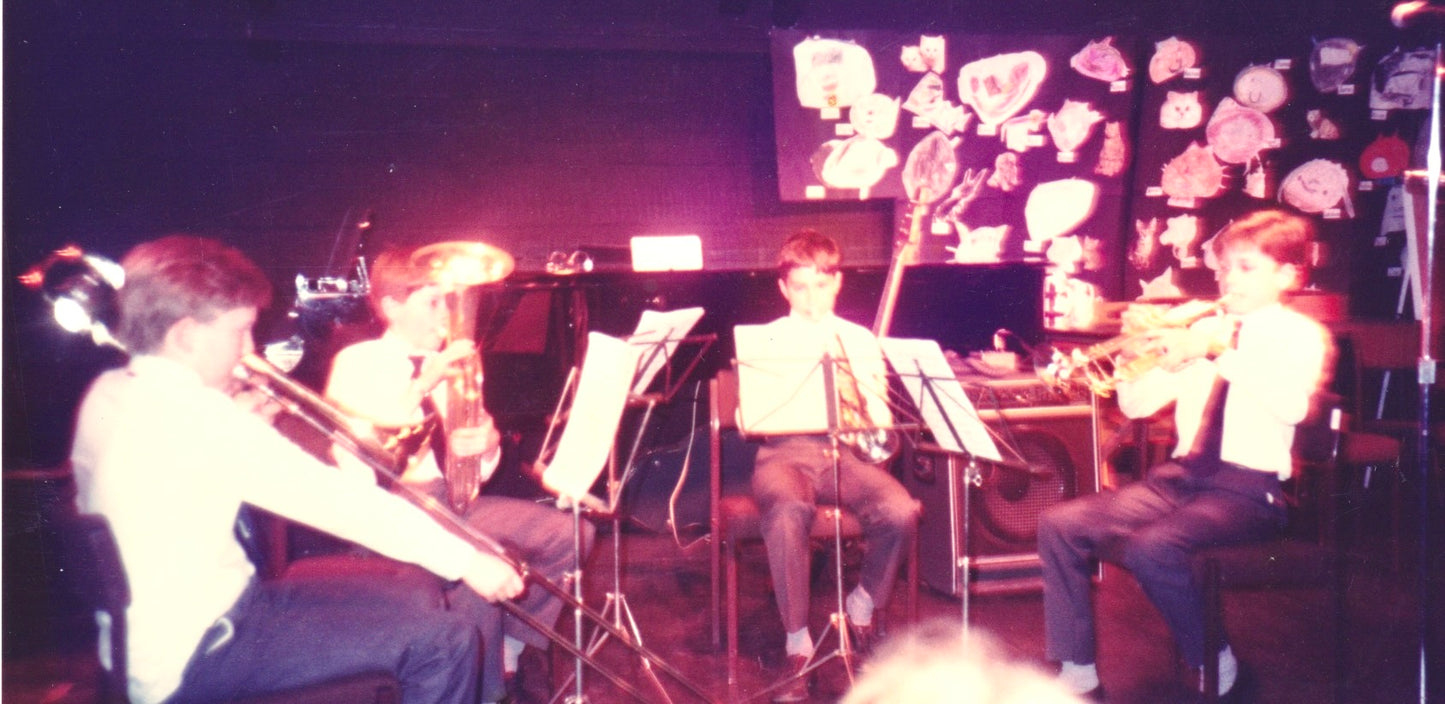 1986 Oliver, Cats and a Musical Evening at The Stables