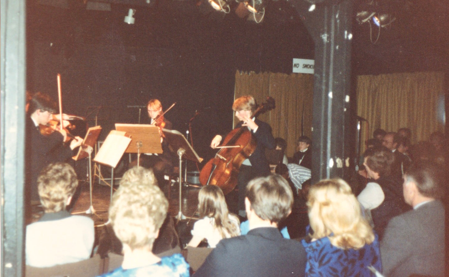 1986 Oliver, Cats and a Musical Evening at The Stables